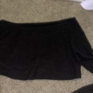 Black comfy cropped long sleeve size small